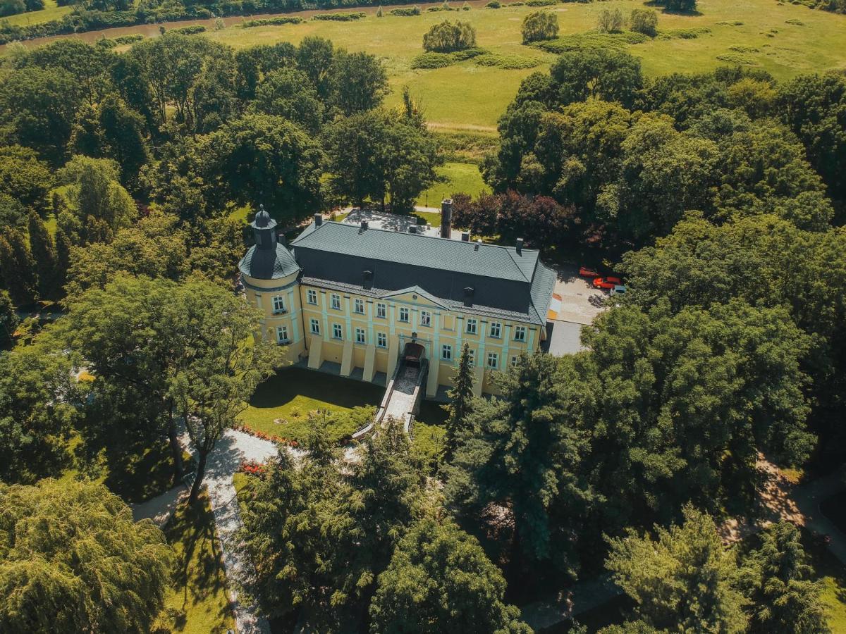 Hotel Zamek Chalupki Bagian luar foto