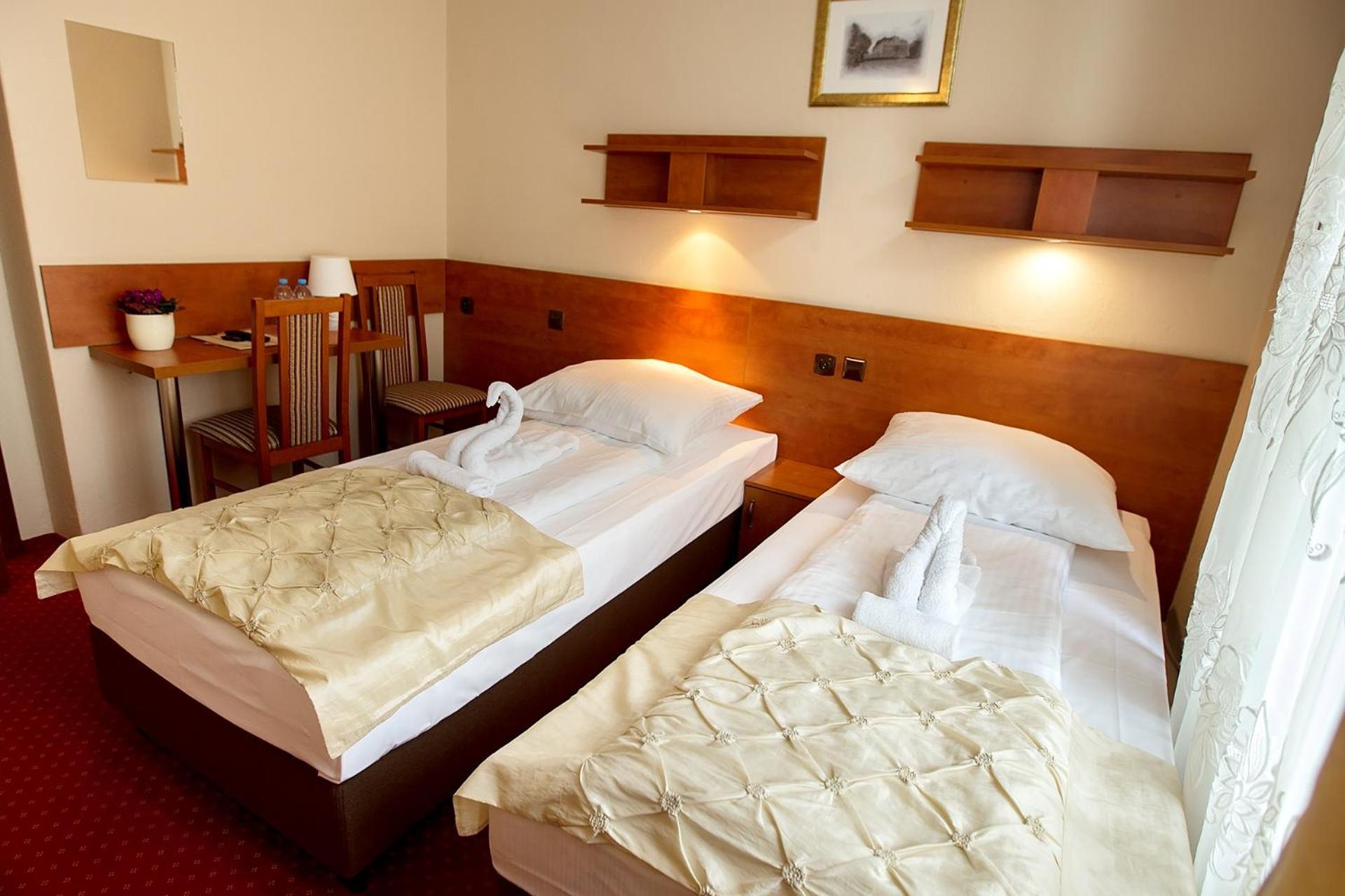Hotel Zamek Chalupki Bagian luar foto